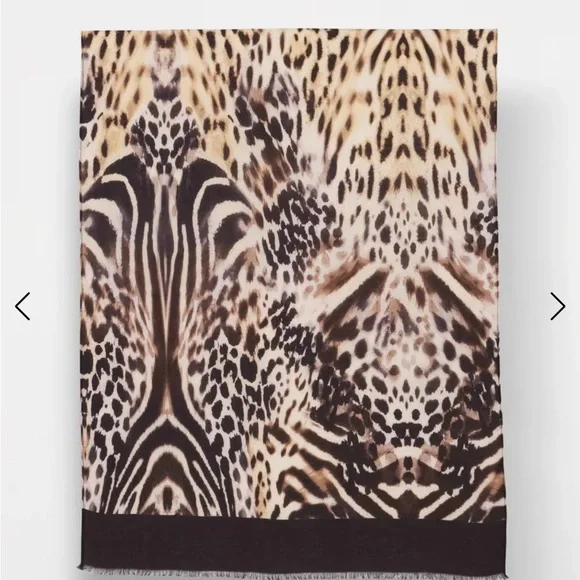 Chico's Animal Print Scarf, NWT - Picture 3 of 5
